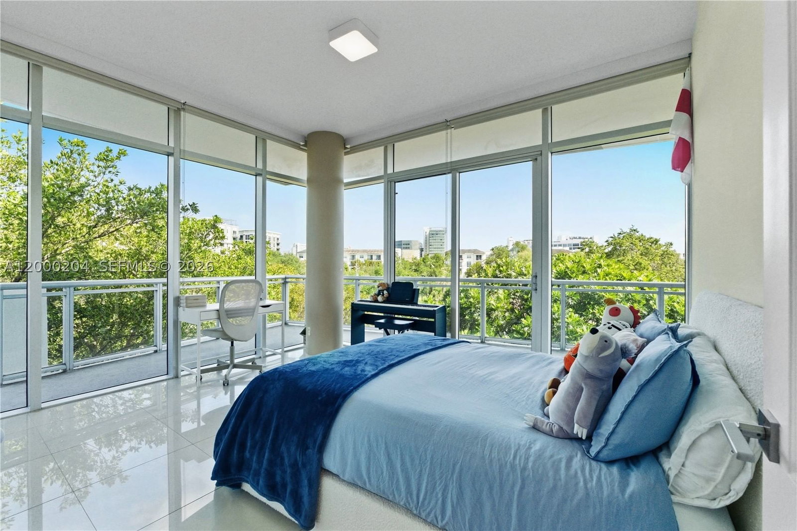Real estate property located at 1090 N River Dr #404, Miami-dade, Residences At Riverwalk C, Miami, FL