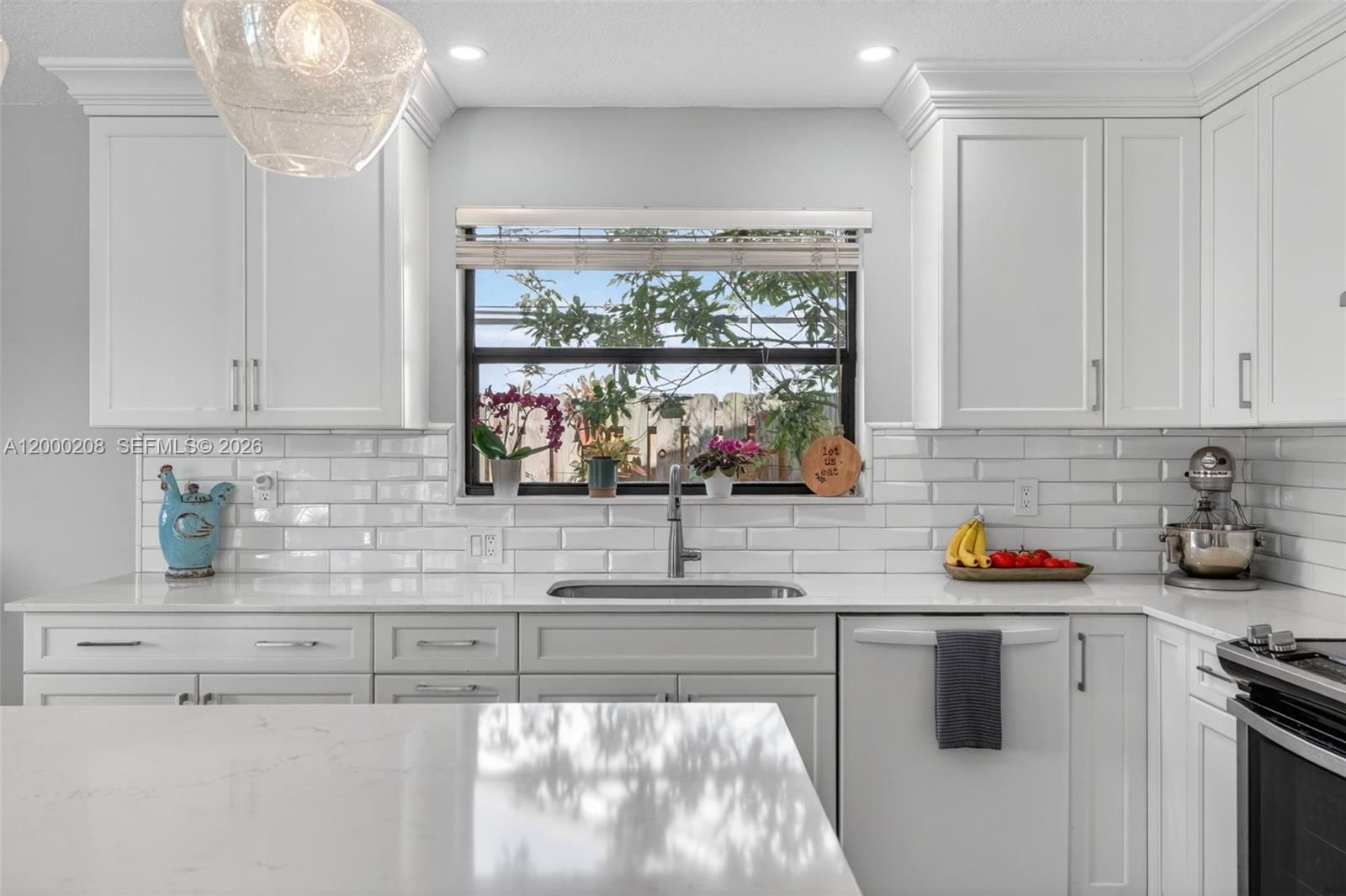 Real estate property located at 15620 Gauntlet Hall Mnr, Broward, Waverly Hundred, Davie, FL