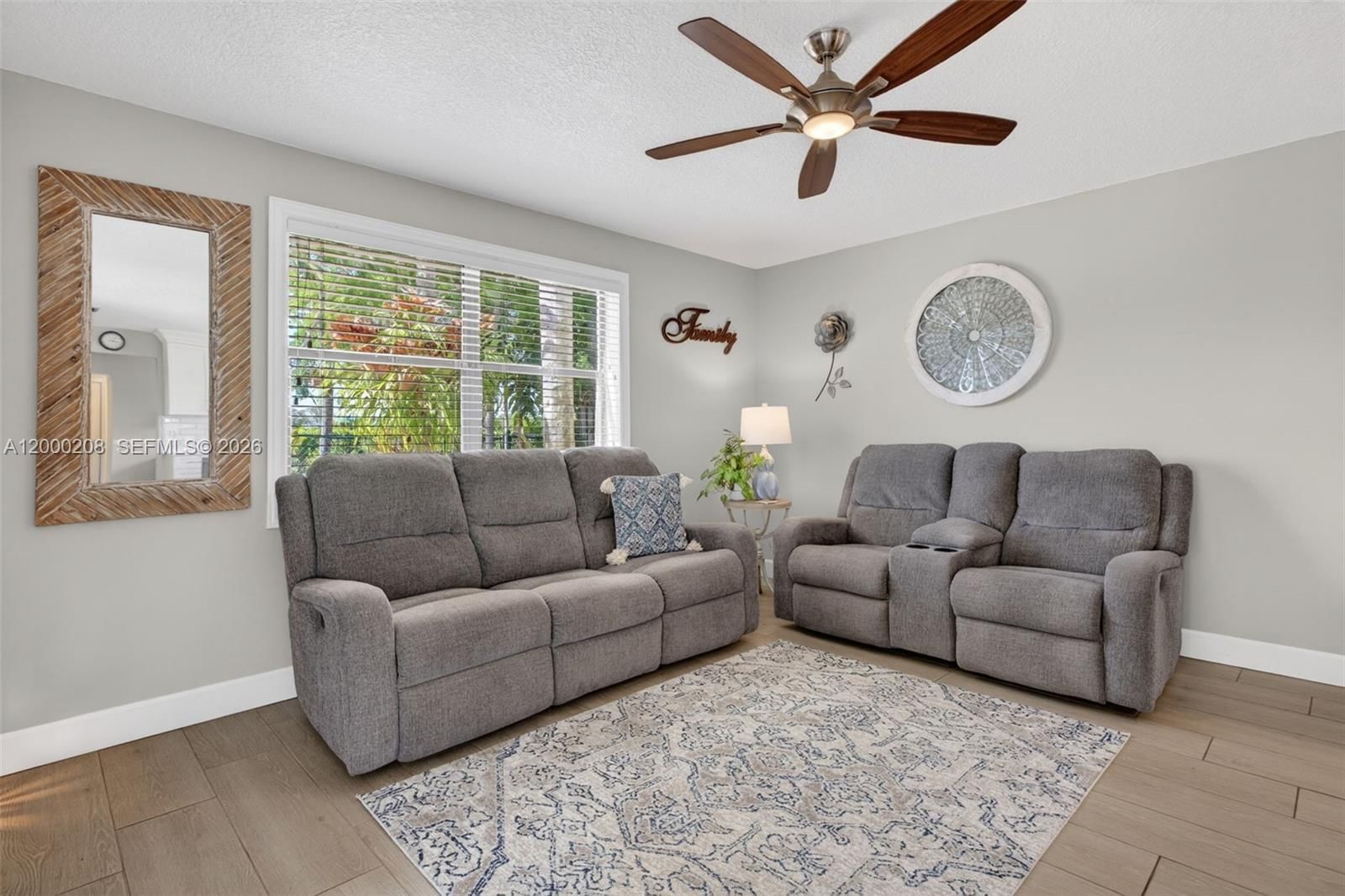 Real estate property located at 15620 Gauntlet Hall Mnr, Broward, Waverly Hundred, Davie, FL