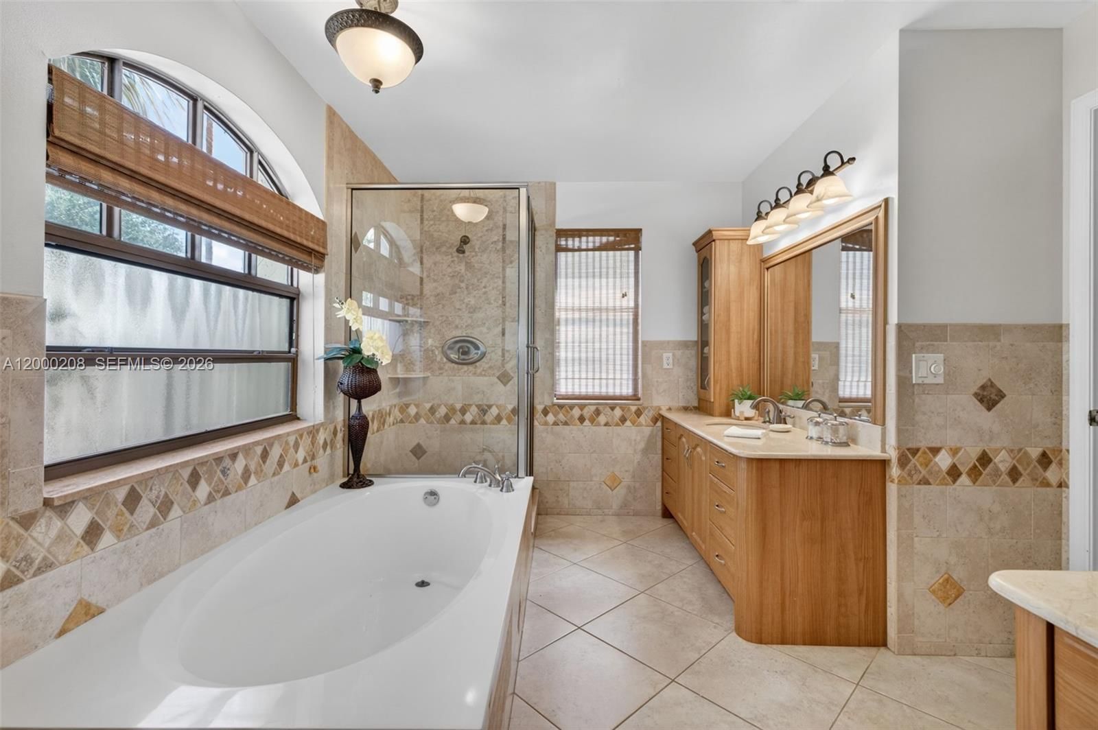 Real estate property located at 15620 Gauntlet Hall Mnr, Broward, Waverly Hundred, Davie, FL