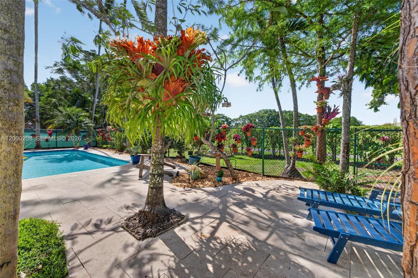 Real estate property located at 15620 Gauntlet Hall Mnr, Broward, Waverly Hundred, Davie, FL