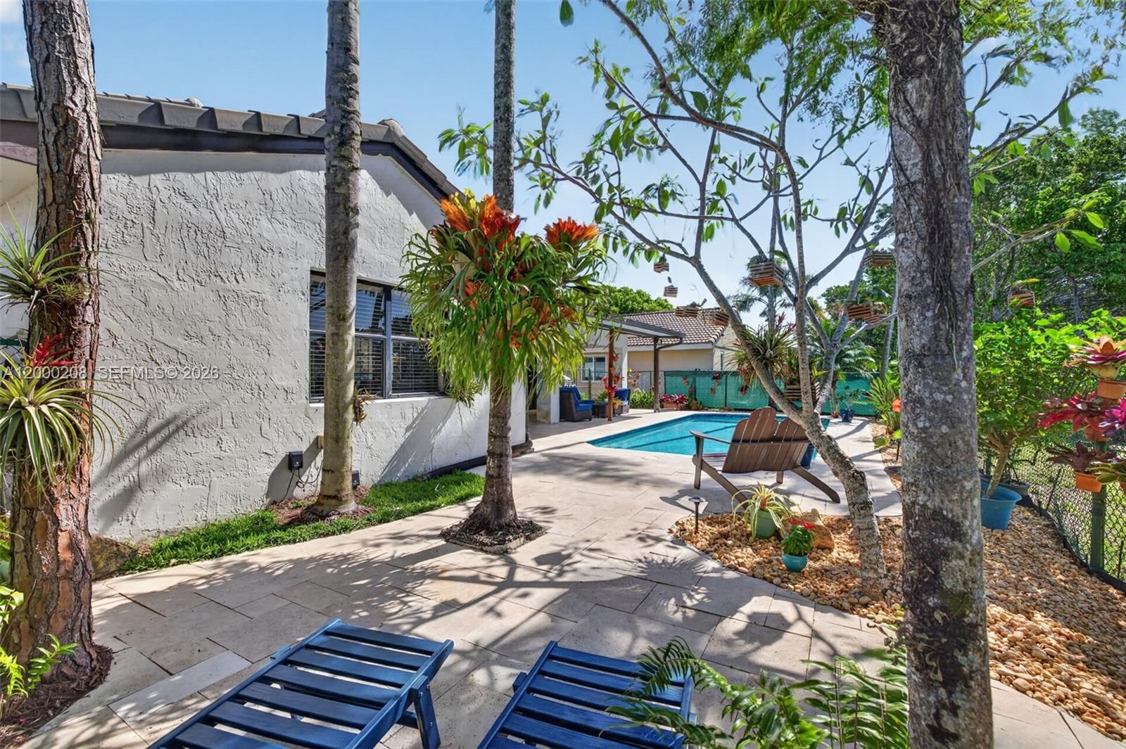 Real estate property located at 15620 Gauntlet Hall Mnr, Broward, Waverly Hundred, Davie, FL