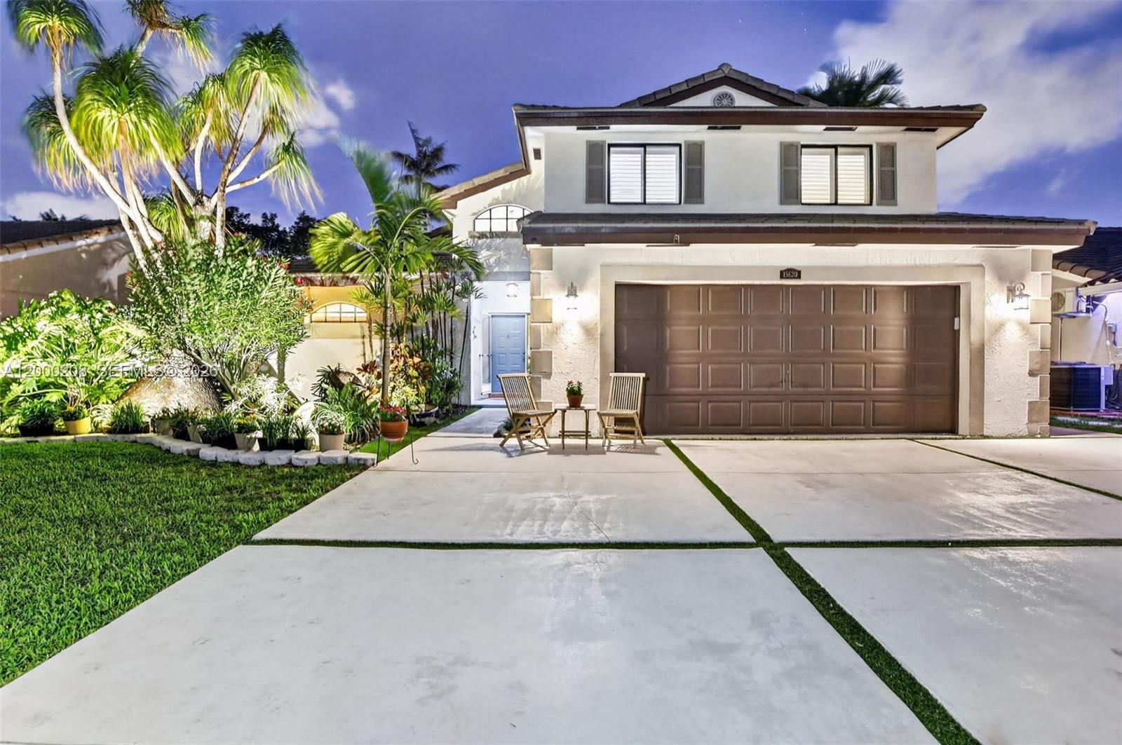 Real estate property located at 15620 Gauntlet Hall Mnr, Broward, Waverly Hundred, Davie, FL