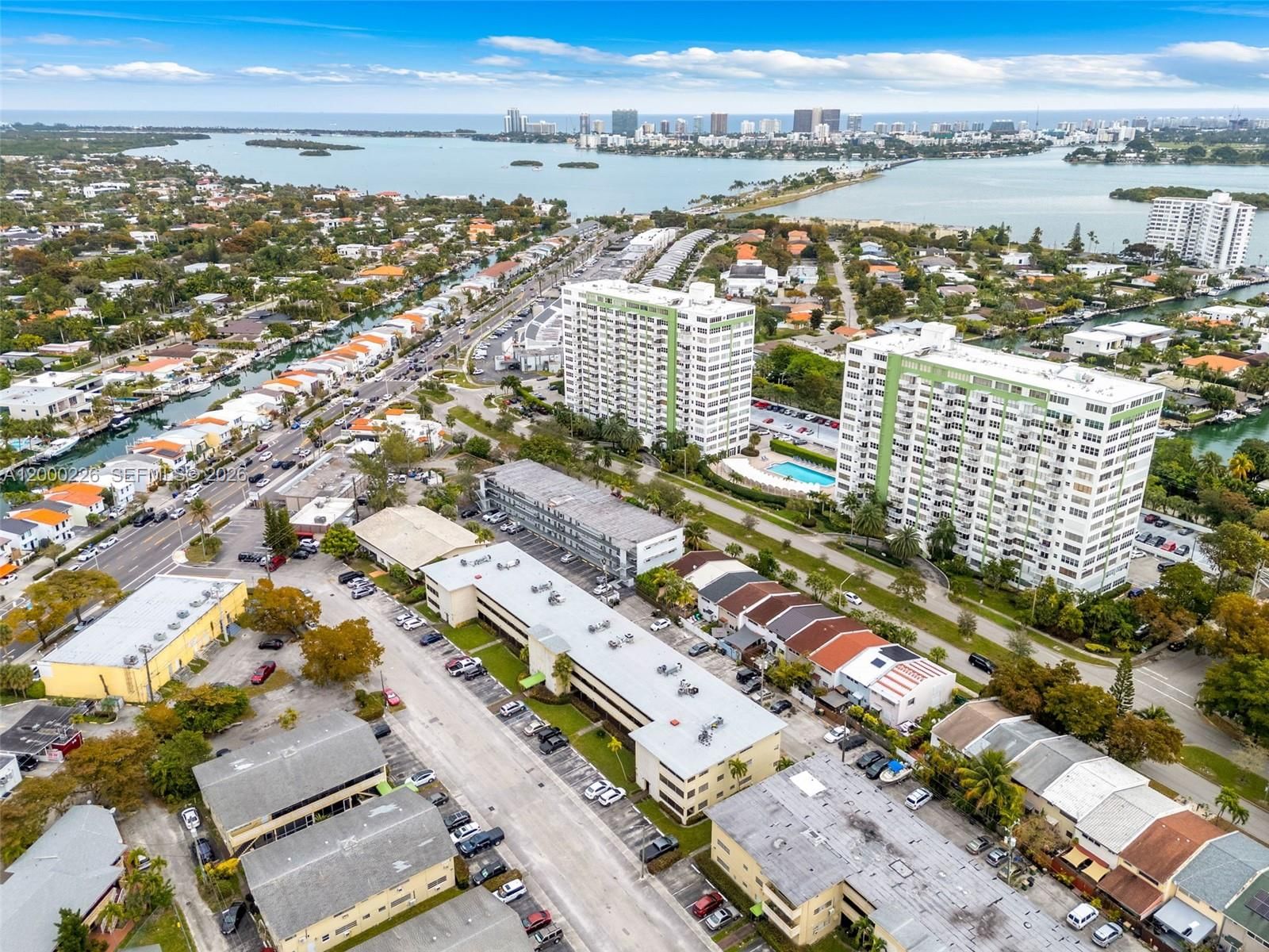 Real estate property located at 11960 19th Dr #15, Miami-dade, Sans Souci Condo, North Miami, FL