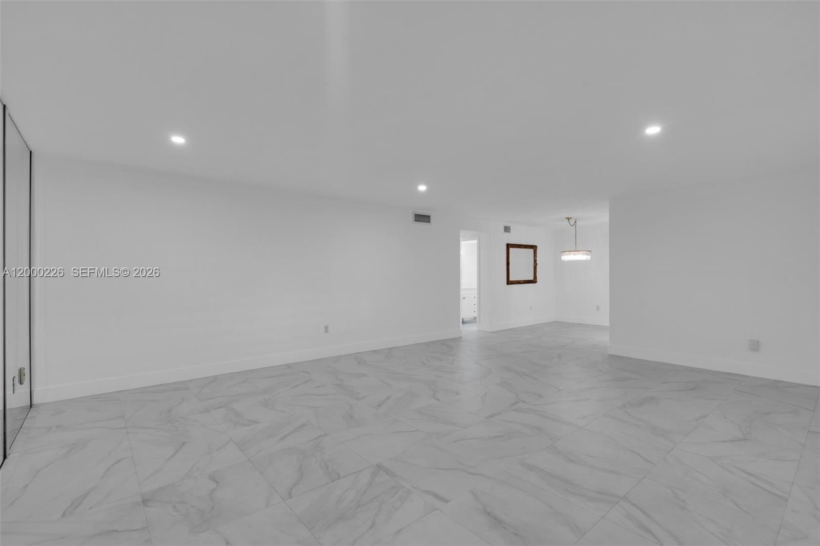 Real estate property located at 11960 19th Dr #15, Miami-dade, Sans Souci Condo, North Miami, FL