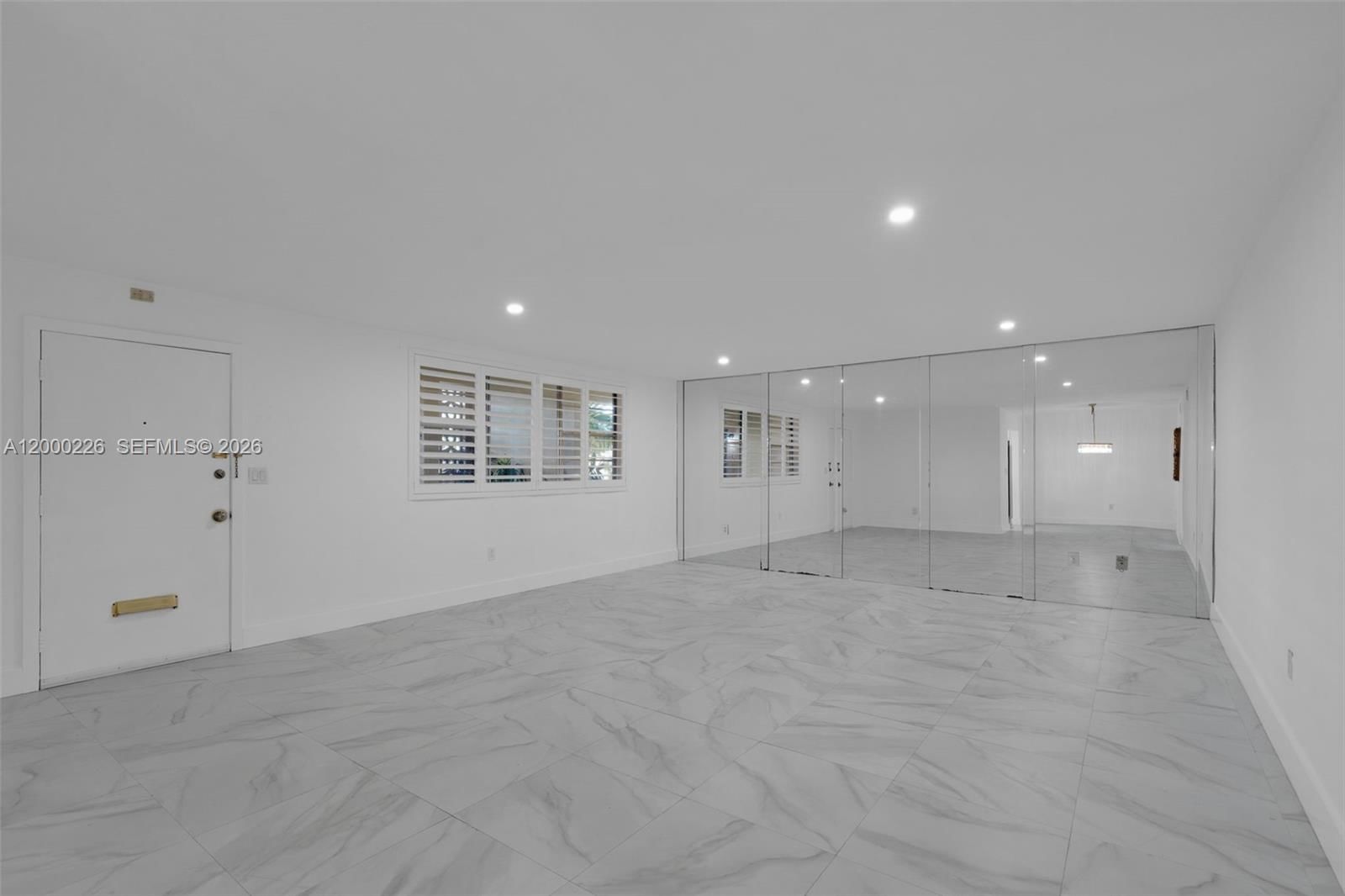 Real estate property located at 11960 19th Dr #15, Miami-dade, Sans Souci Condo, North Miami, FL