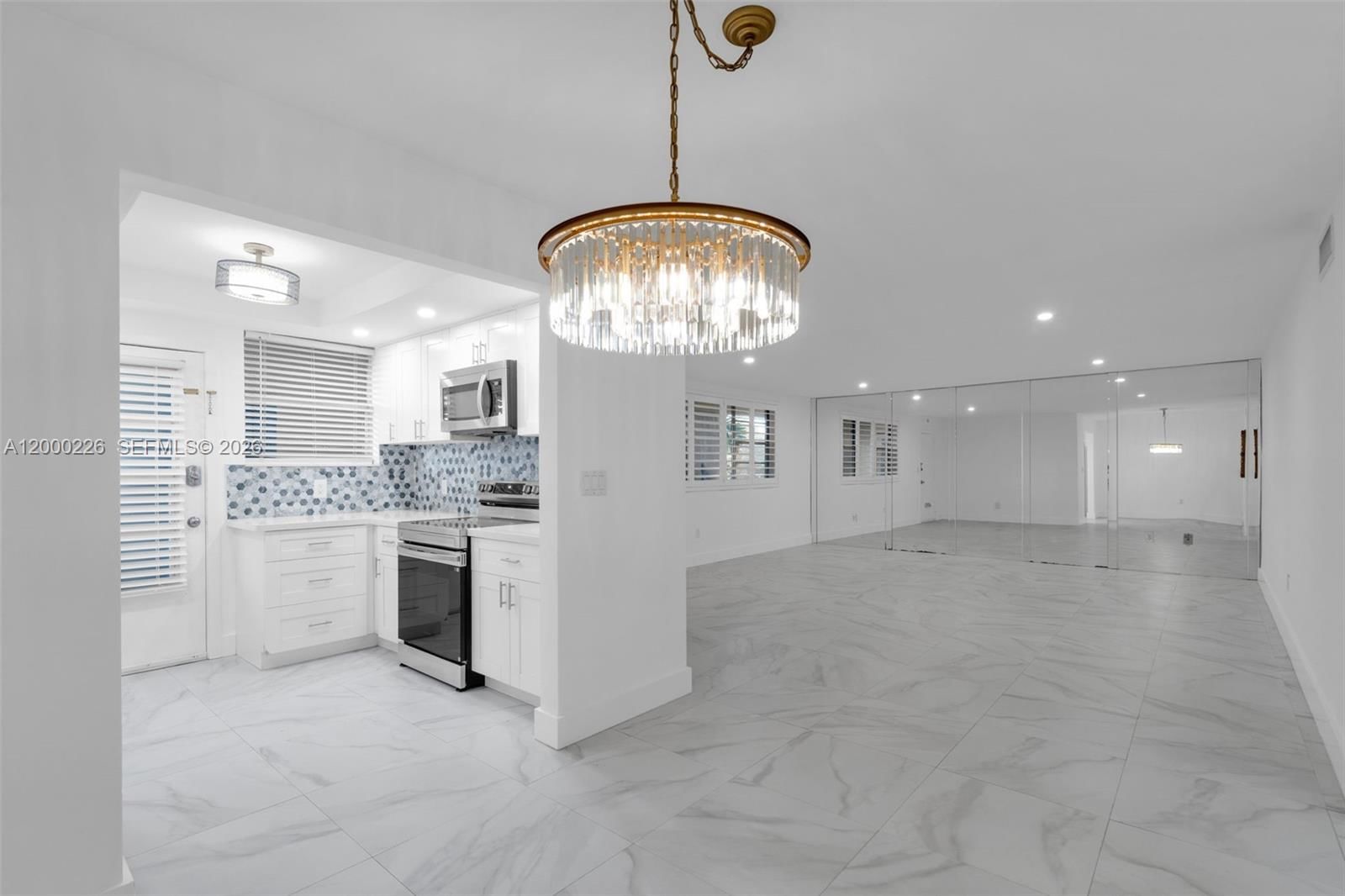 Real estate property located at 11960 19th Dr #15, Miami-dade, Sans Souci Condo, North Miami, FL