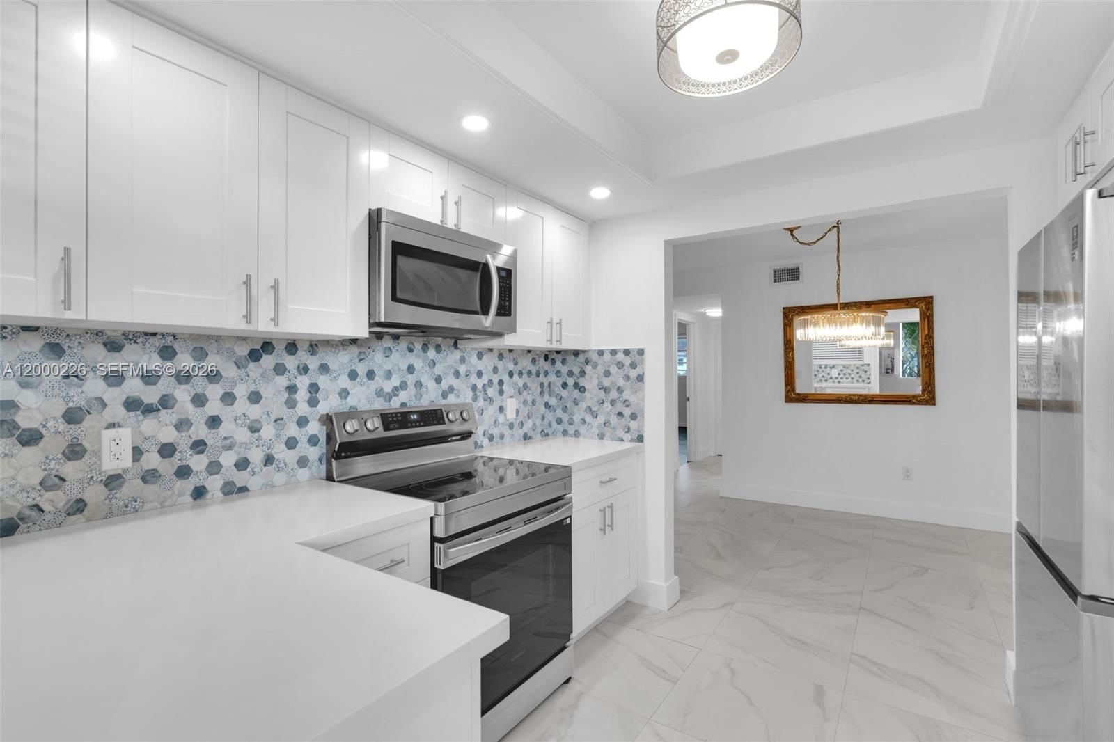 Real estate property located at 11960 19th Dr #15, Miami-dade, Sans Souci Condo, North Miami, FL