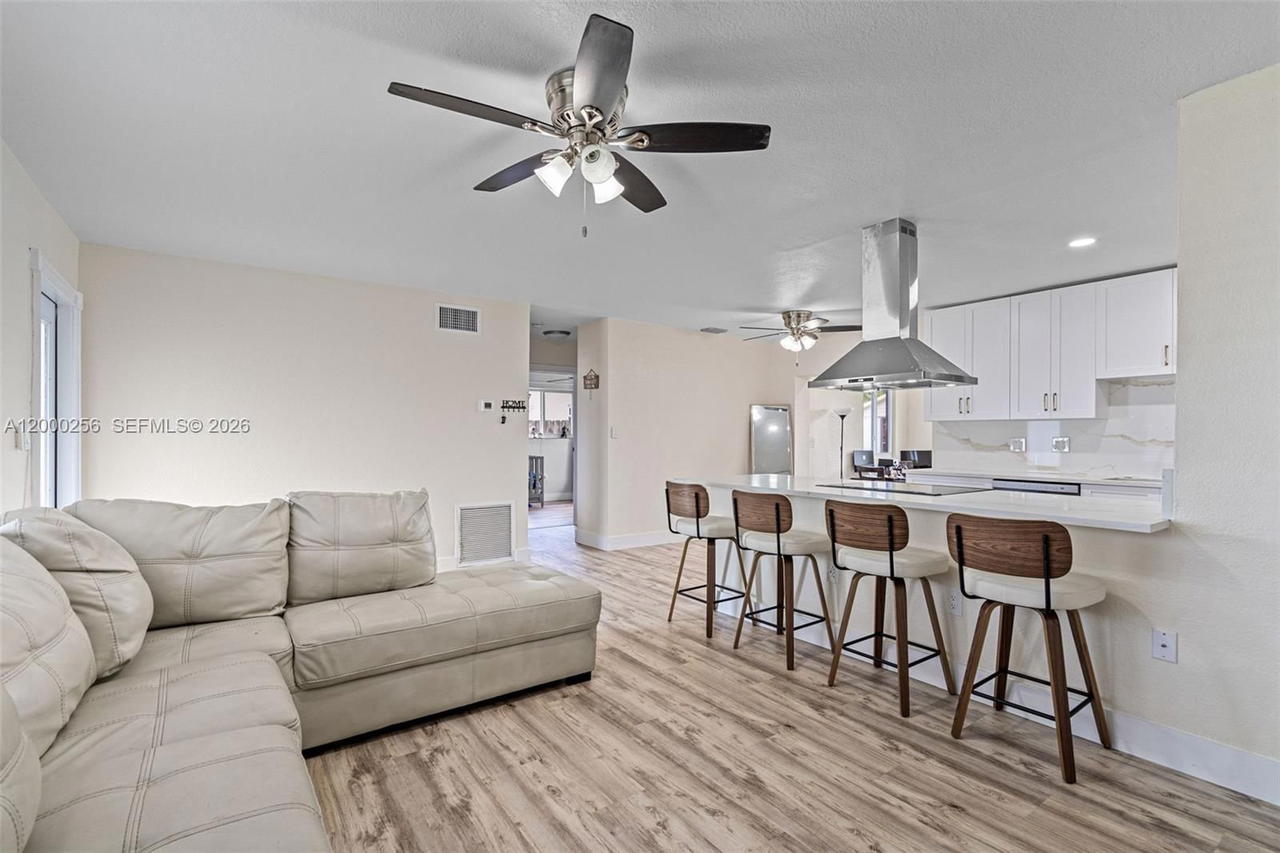 Real estate property located at 2485 84th Way, Broward, Sunrise Golf Village Sec, Sunrise, FL