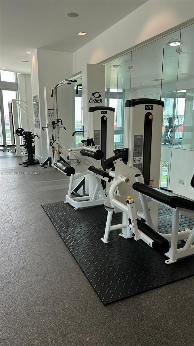 Real estate property located at 350 Miami Ave #1702, Miami-dade, Wind Condo, Miami, FL