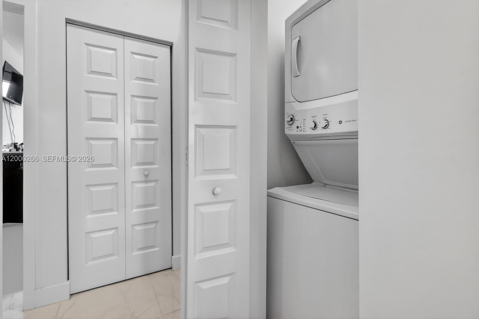 Real estate property located at 10467 82nd St #11, Miami-dade, Highland At Park Central, Doral, FL