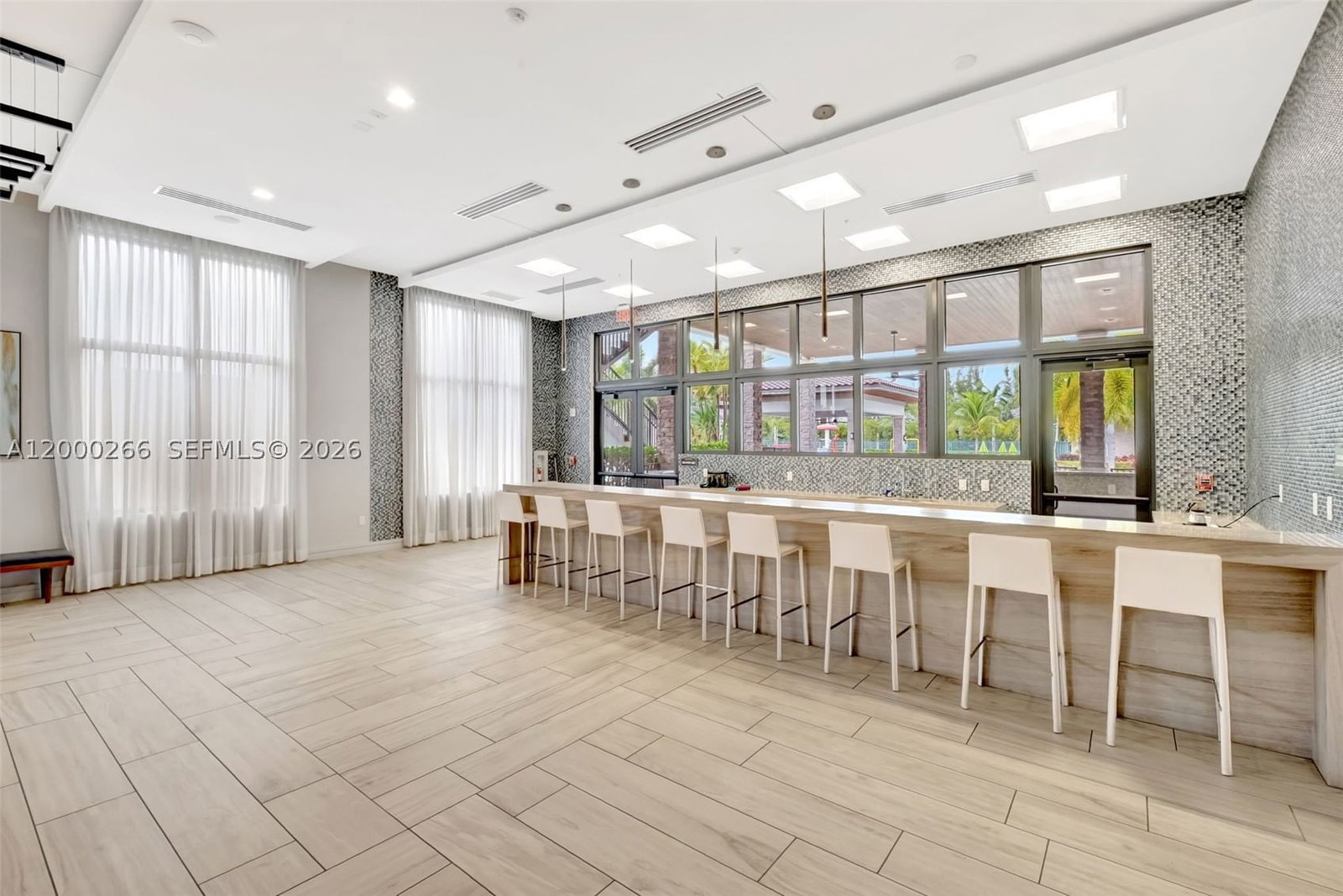 Real estate property located at 10467 82nd St #11, Miami-dade, Highland At Park Central, Doral, FL