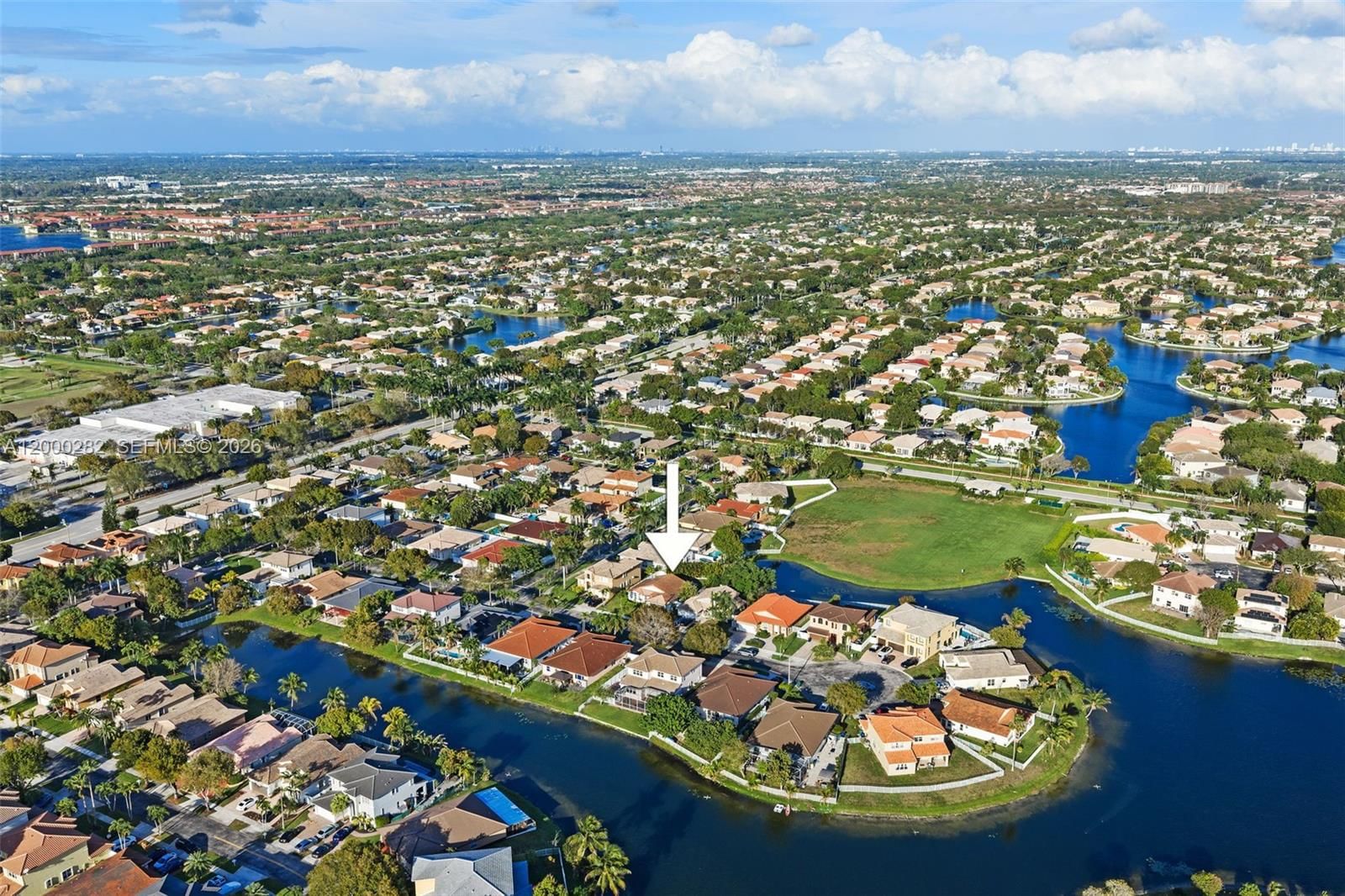 Real estate property located at 2715 137th Ter, Broward, Pod 11 At Monarch Lakes, Miramar, FL