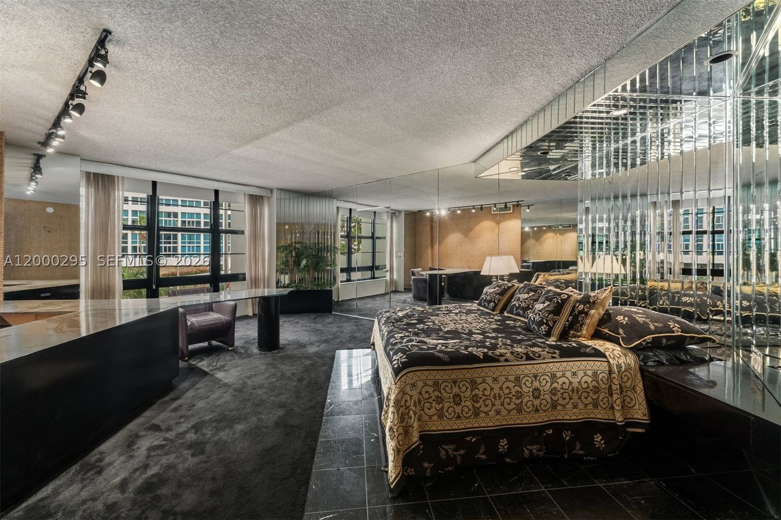 Real estate property located at 5500 Collins Ave #304, Miami-dade, Towerhouse Condo, Miami Beach, FL