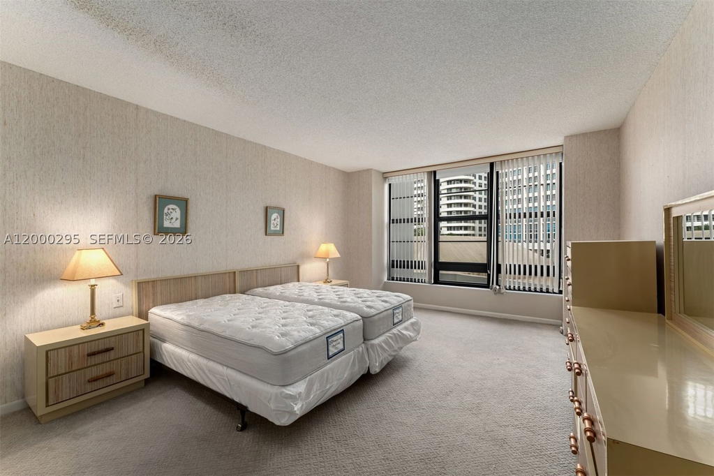 Real estate property located at 5500 Collins Ave #304, Miami-dade, Towerhouse Condo, Miami Beach, FL
