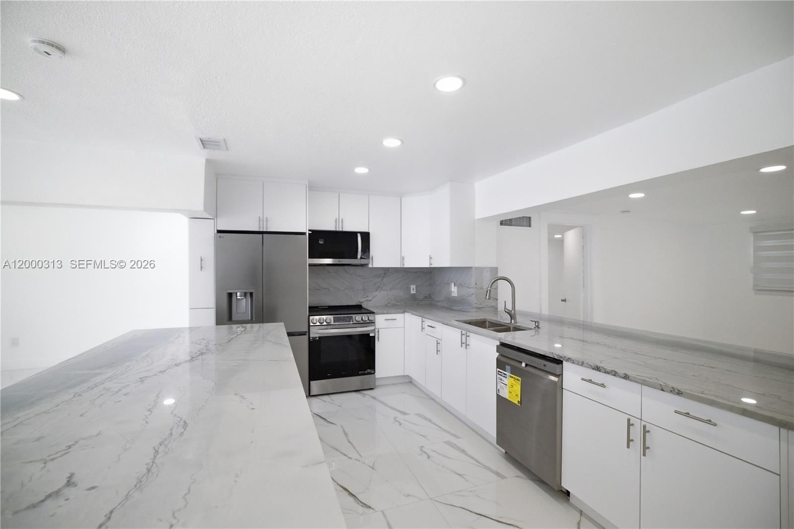 Real estate property located at 7051 29th St, Broward, Miramar Sec 4, Miramar, FL