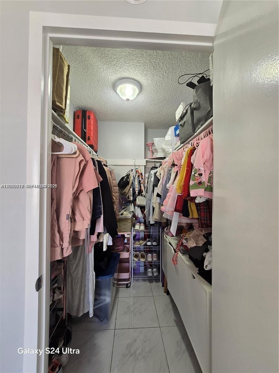 Real estate property located at 5201 7th St #609W, Miami-dade, El Cid Condo, Miami, FL