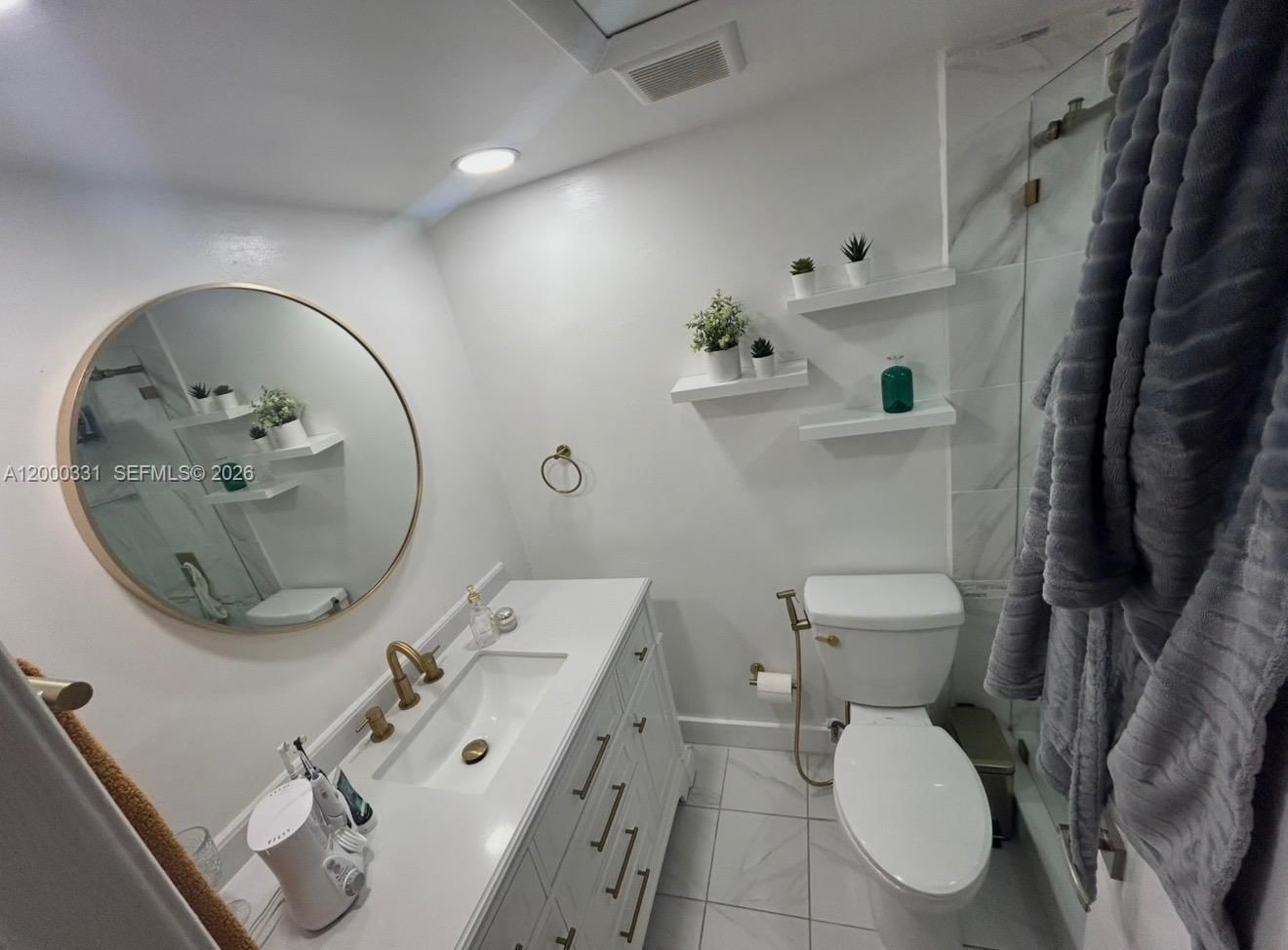 Real estate property located at 9400 Flagler St #309, Miami-dade, Versailles Gardens Ii, Miami, FL