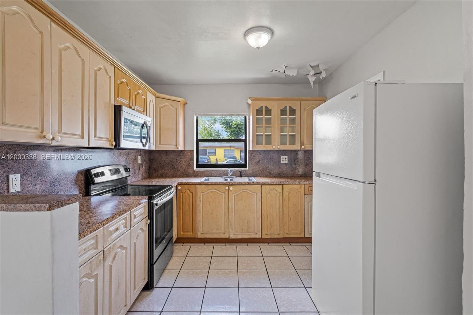 Real estate property located at 1321 176th Ter, Miami-dade, Scott Lake Manor Sec 6, Miami Gardens, FL