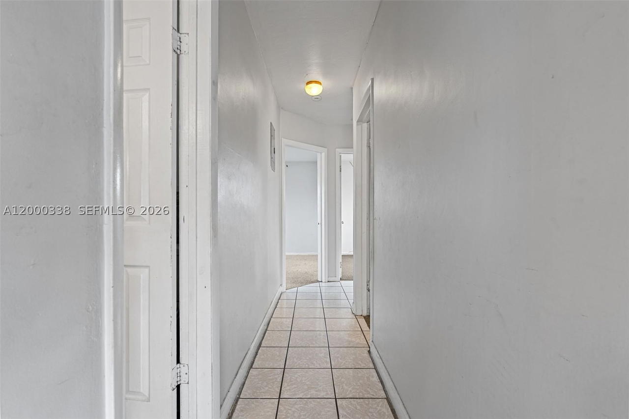 Real estate property located at 1321 176th Ter, Miami-dade, Scott Lake Manor Sec 6, Miami Gardens, FL