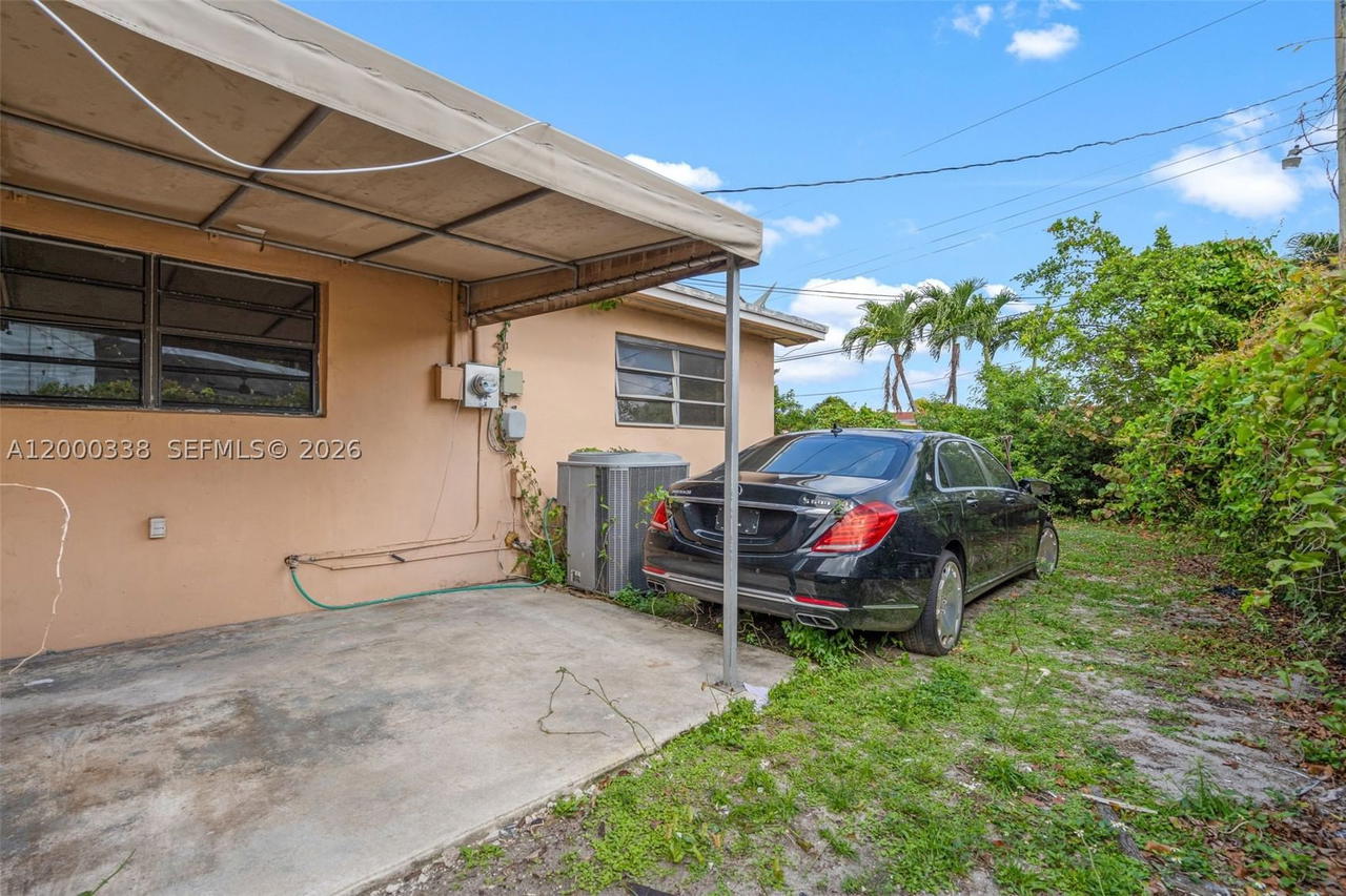 Real estate property located at 1321 176th Ter, Miami-dade, Scott Lake Manor Sec 6, Miami Gardens, FL
