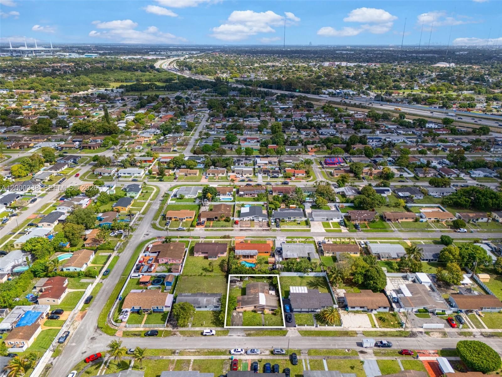 Real estate property located at 1321 176th Ter, Miami-dade, Scott Lake Manor Sec 6, Miami Gardens, FL