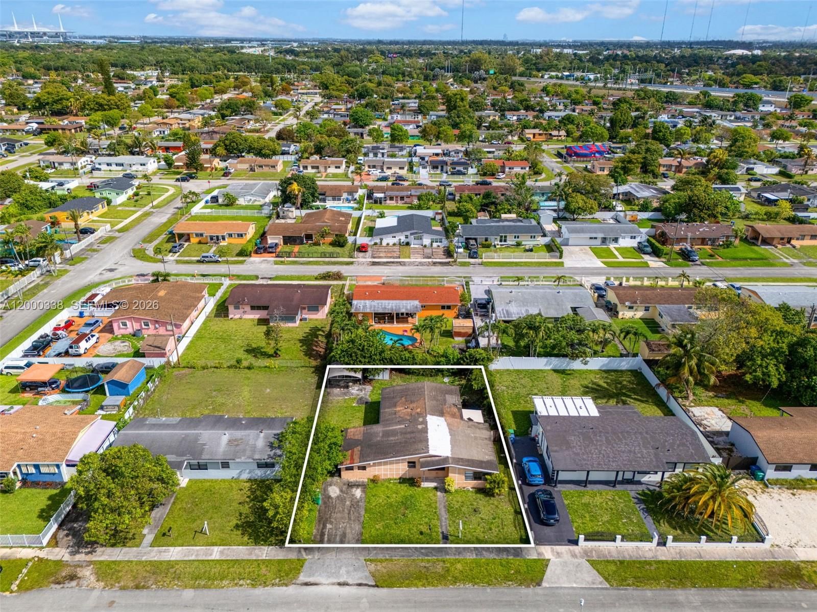 Real estate property located at 1321 176th Ter, Miami-dade, Scott Lake Manor Sec 6, Miami Gardens, FL
