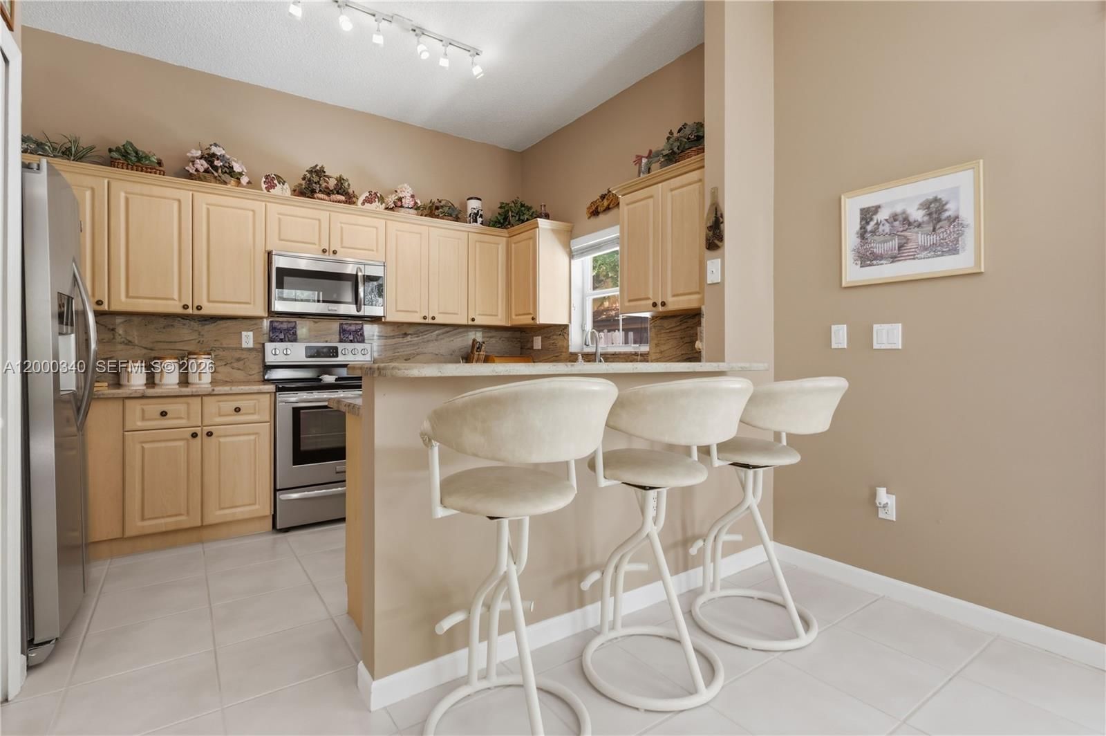 Real estate property located at 14033 Cypress Cove Cir, Broward, West Park-west Parcel, Davie, FL