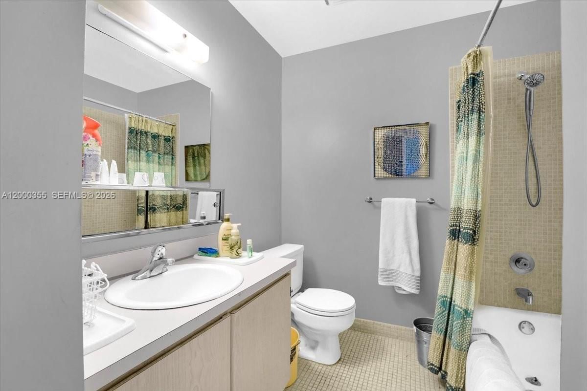 Real estate property located at 9009 138th St #20-2, Miami-dade, Heather Walk Condo, Miami, FL