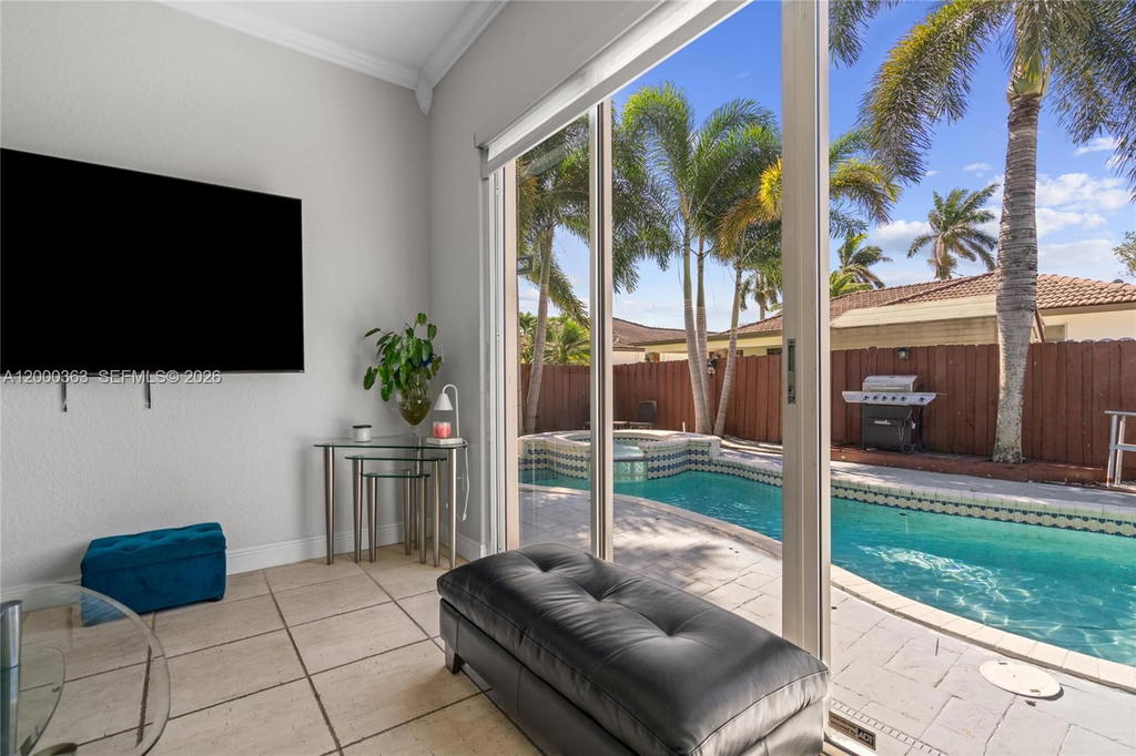 Real estate property located at 8914 168th St, Miami-dade, Sevilla Estates, Miami Lakes, FL