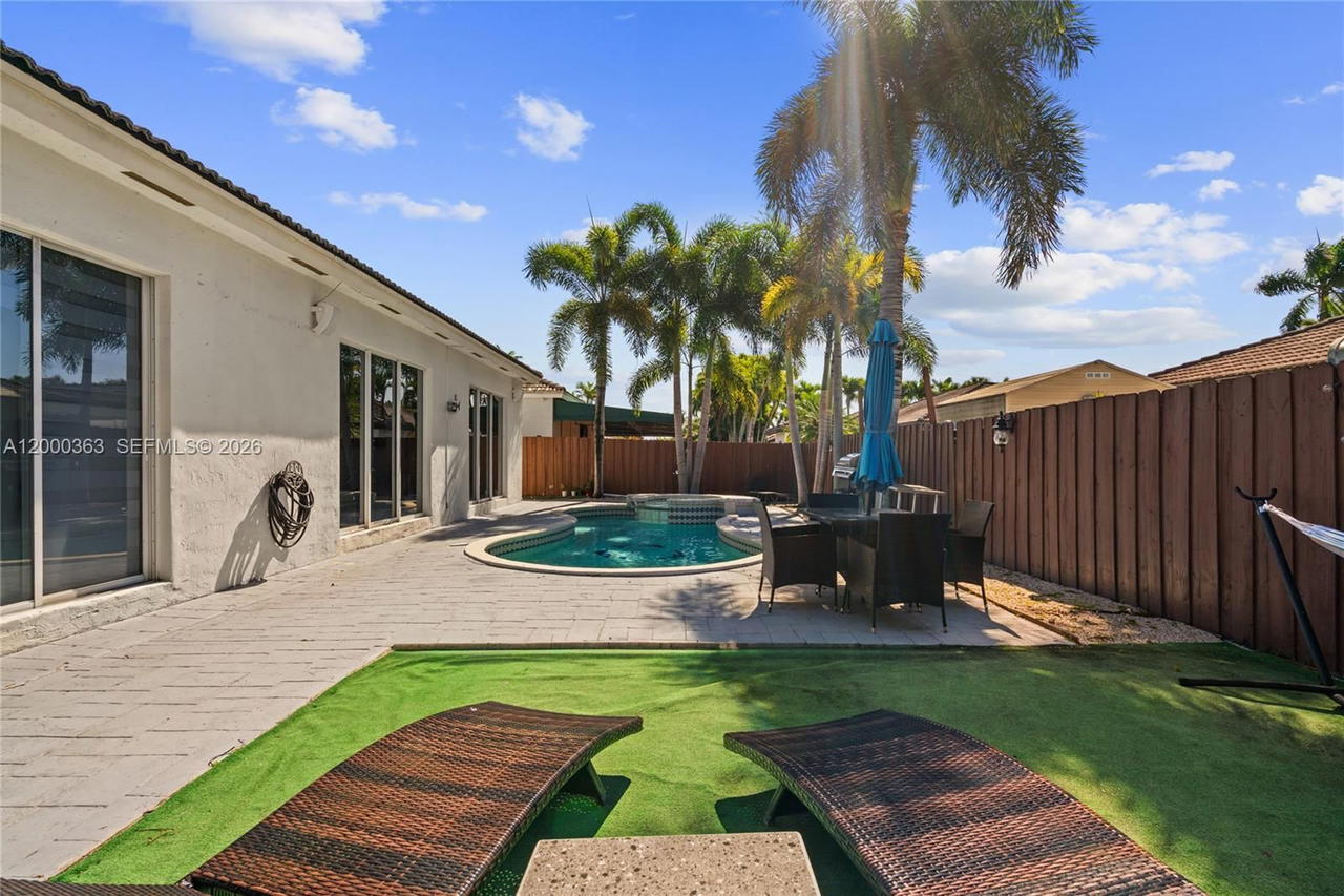 Real estate property located at 8914 168th St, Miami-dade, Sevilla Estates, Miami Lakes, FL