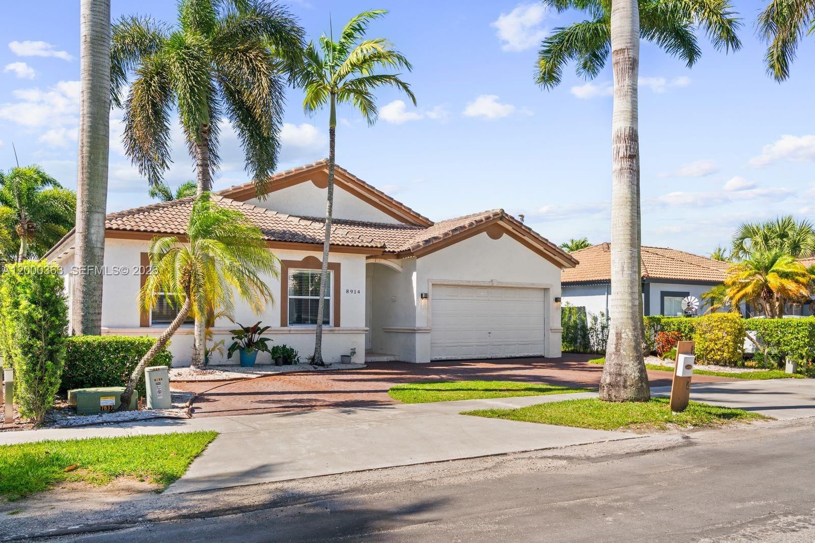 Real estate property located at 8914 168th St, Miami-dade, Sevilla Estates, Miami Lakes, FL