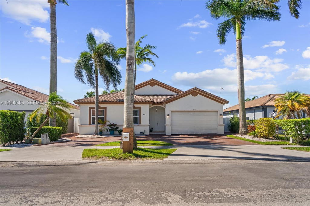 Real estate property located at 8914 168th St, Miami-dade, Sevilla Estates, Miami Lakes, FL