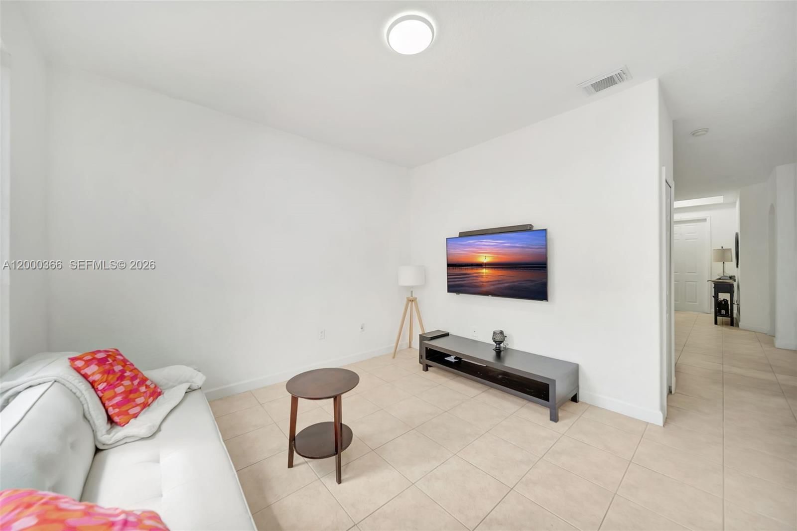 Real estate property located at 7855 110th Ave, Miami-dade, Islands At Doral 1st Addn, Doral, FL