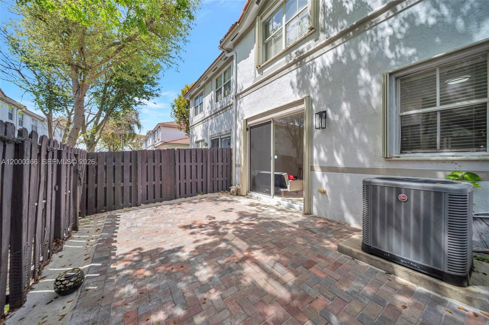 Real estate property located at 7855 110th Ave, Miami-dade, Islands At Doral 1st Addn, Doral, FL