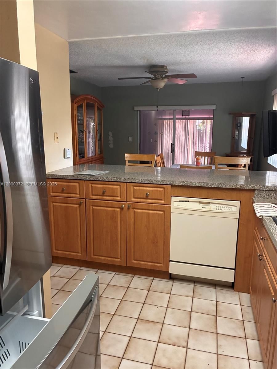 Real estate property located at 6770 15th St, Miami-dade, Tamiami City, Miami, FL