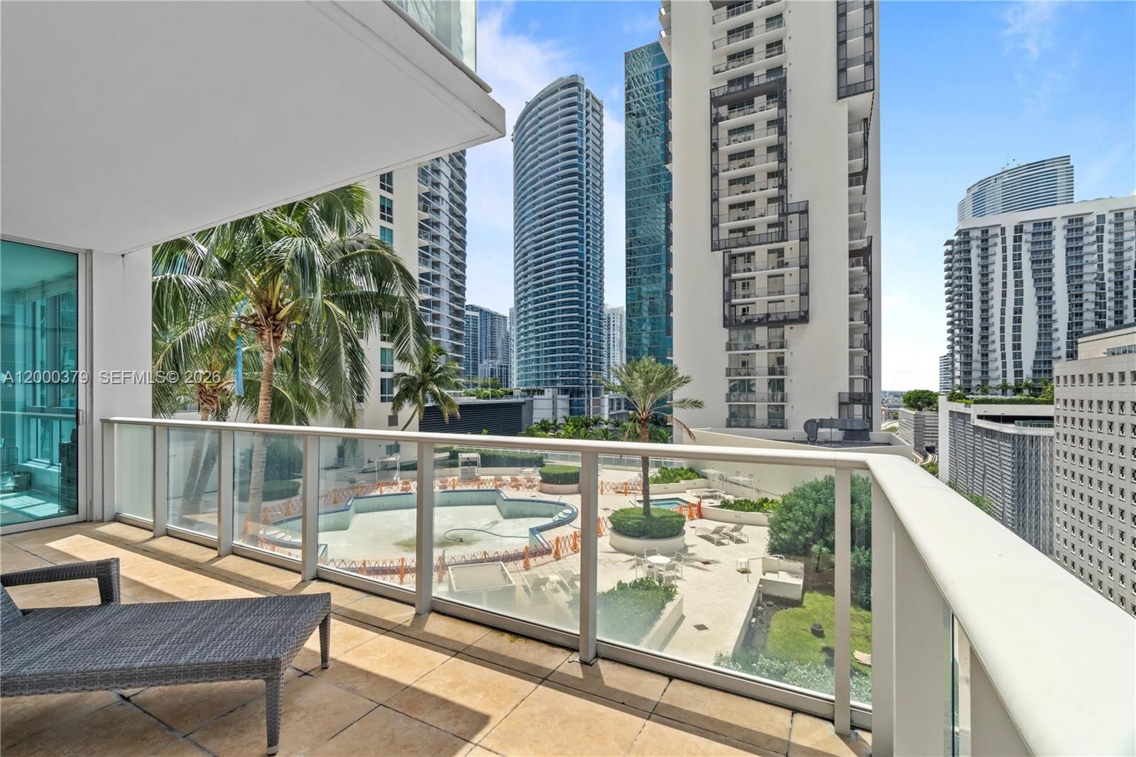 Real estate property located at 300 Biscayne Blvd T-1411, Miami-dade, Met 1 Condo, Miami, FL