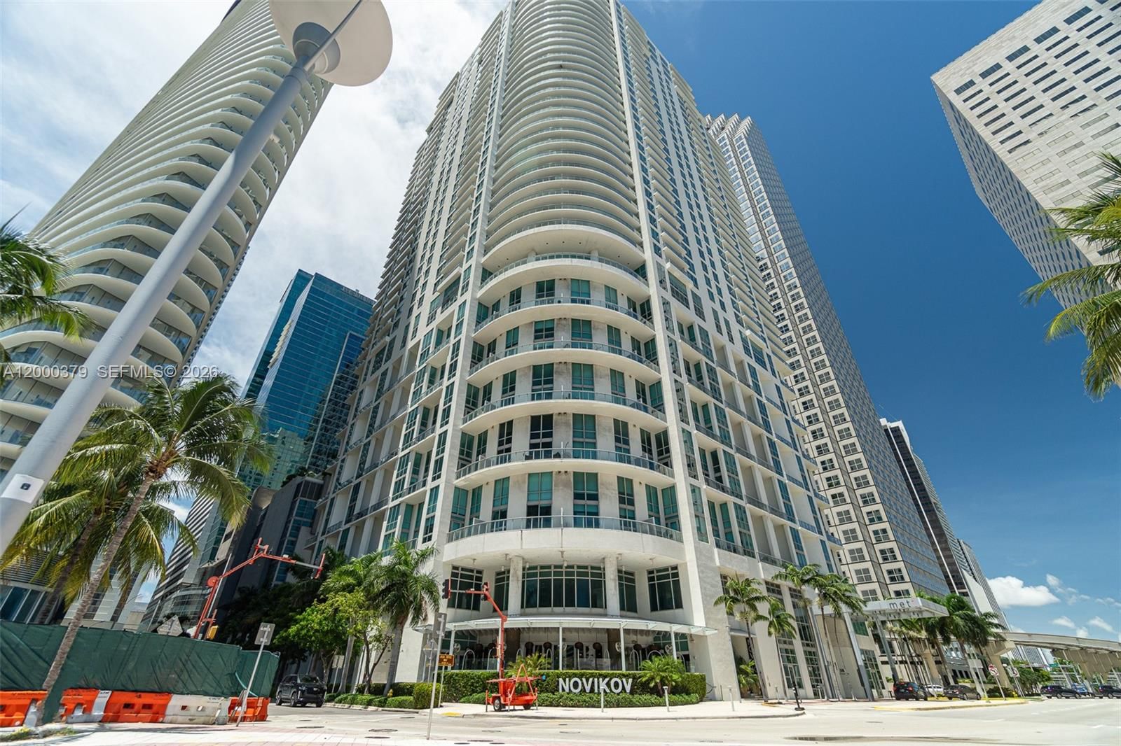 Real estate property located at 300 Biscayne Blvd T-1411, Miami-dade, Met 1 Condo, Miami, FL