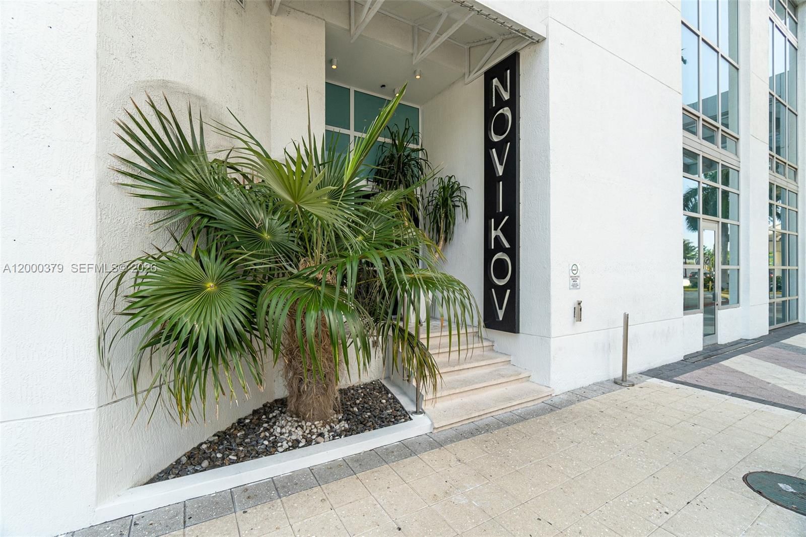 Real estate property located at 300 Biscayne Blvd T-1411, Miami-dade, Met 1 Condo, Miami, FL