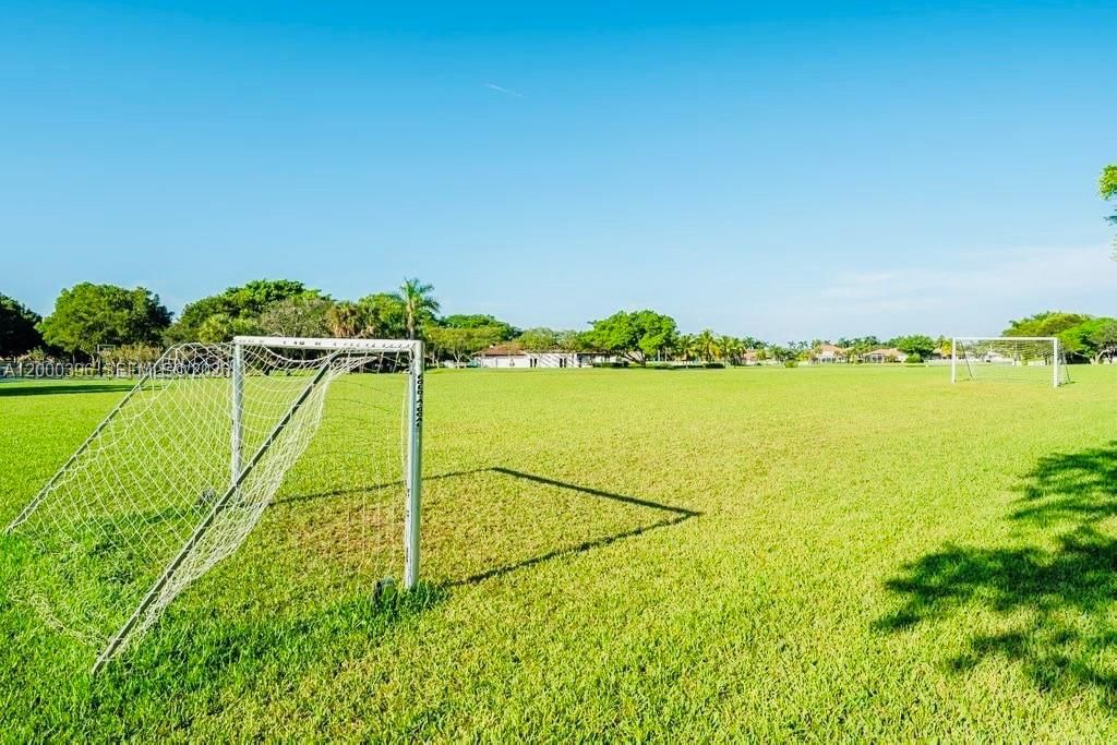 Real estate property located at 3700 Oak Ridge Ln, Broward, The Ridges/oak Ridge, Weston, FL