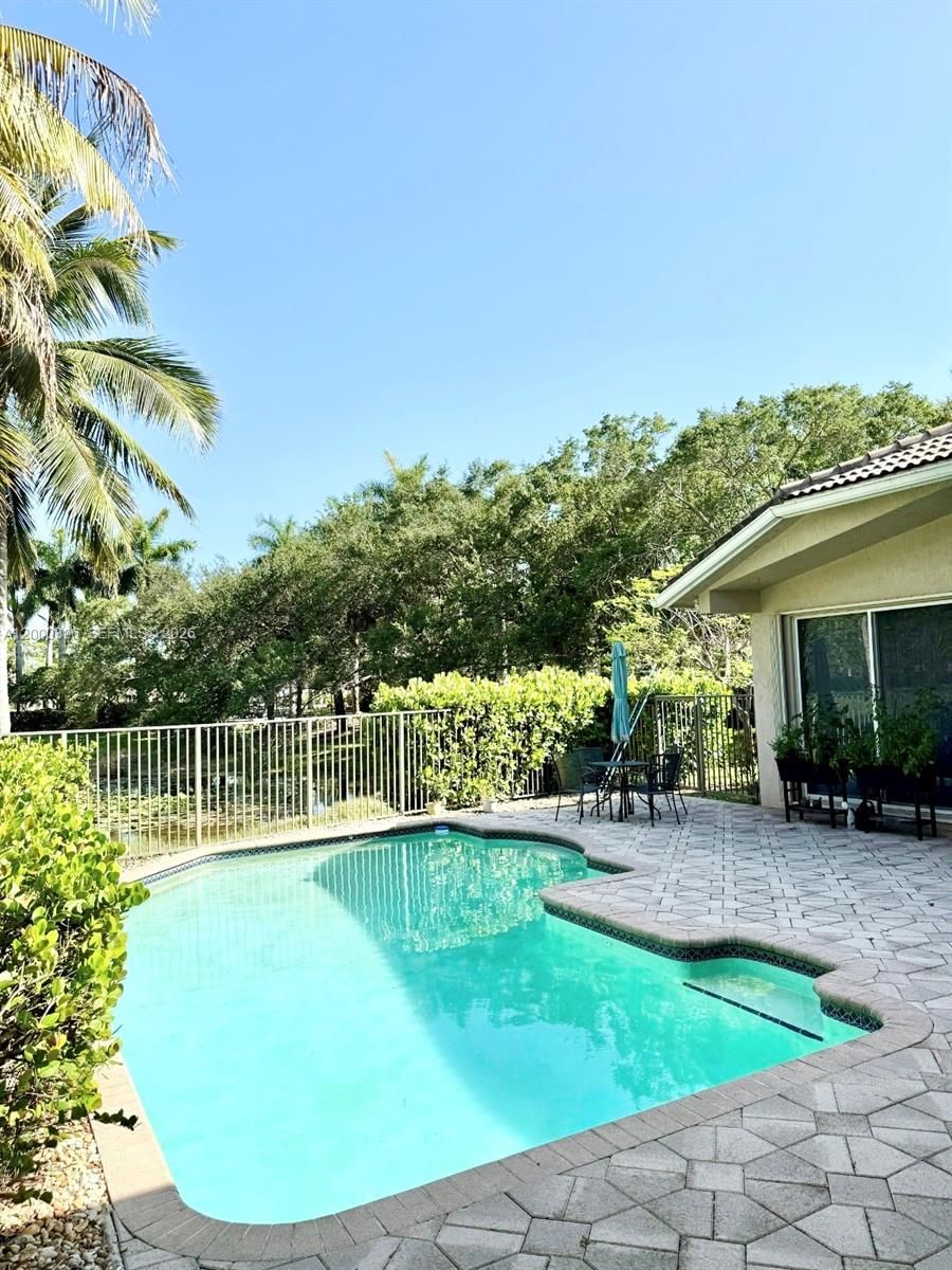 Real estate property located at 3700 Oak Ridge Ln, Broward, The Ridges/oak Ridge, Weston, FL