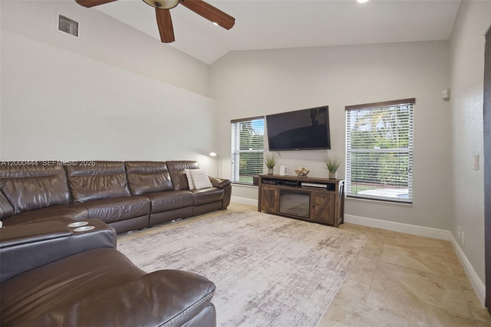 Real estate property located at 3563 Tree Tops Ct, Broward, Forest Ridge Single Famil, Davie, FL