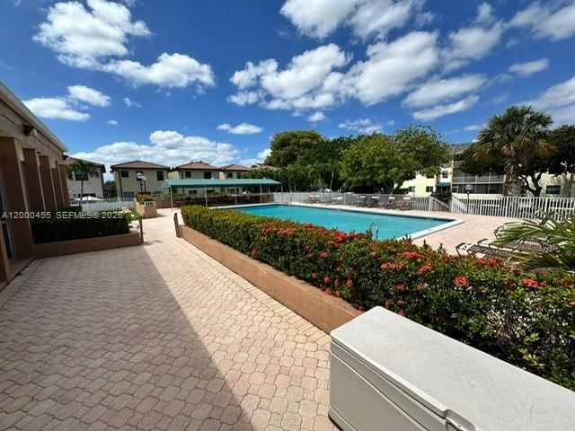Real estate property located at 4980 Sabal Palm Blvd #330, Broward, Sabal Palm Village 2 Cond, Tamarac, FL