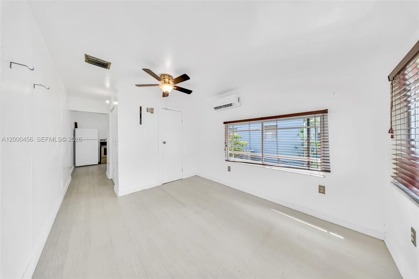 Real estate property located at 3030 90th St, Miami-dade, The Tropics Amd, Miami, FL