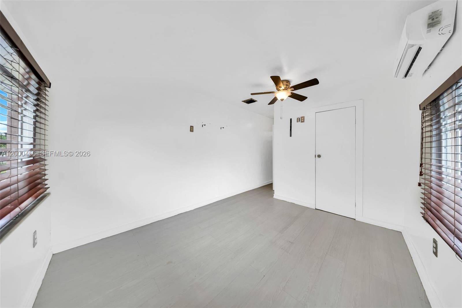 Real estate property located at 3030 90th St, Miami-dade, The Tropics Amd, Miami, FL