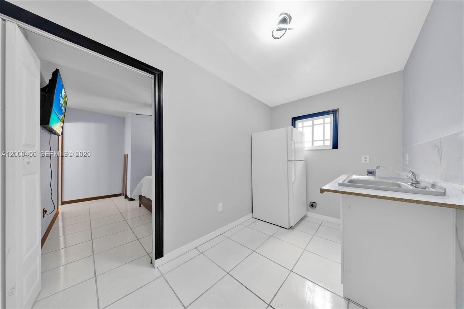 Real estate property located at 3030 90th St, Miami-dade, The Tropics Amd, Miami, FL