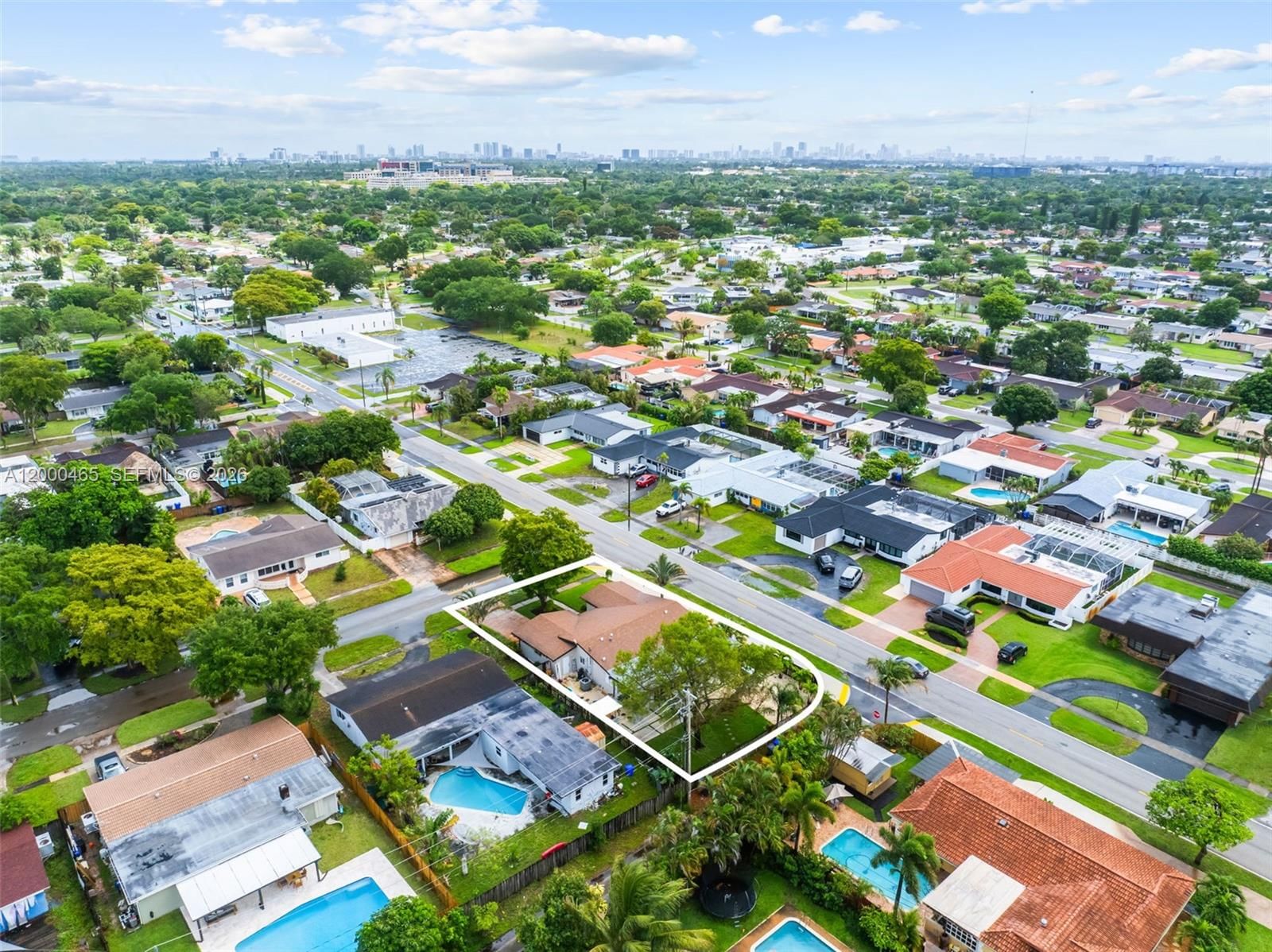 Real estate property located at 1700 48th Ave, Broward, Hollywood Hills Amen Plat, Hollywood, FL