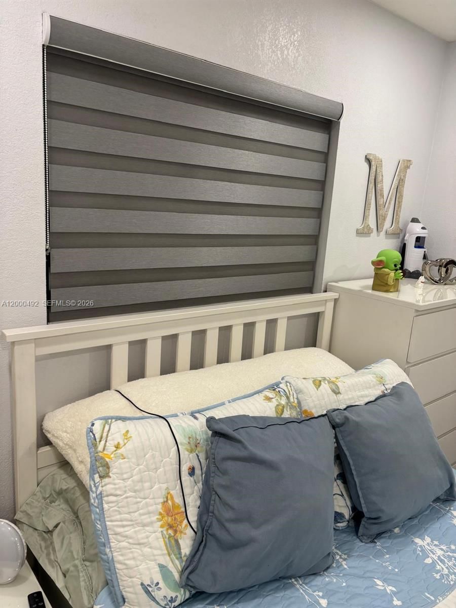 Real estate property located at 4050 135th St #18-1, Miami-dade, Villa Biscaya Jardines Co, Opa Locka, FL