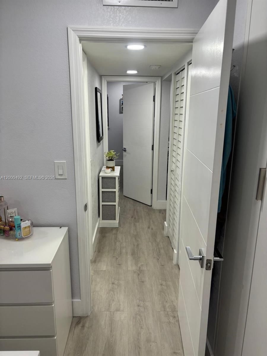 Real estate property located at 4050 135th St #18-1, Miami-dade, Villa Biscaya Jardines Co, Opa Locka, FL