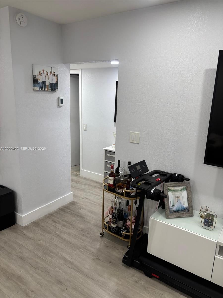 Real estate property located at 4050 135th St #18-1, Miami-dade, Villa Biscaya Jardines Co, Opa Locka, FL